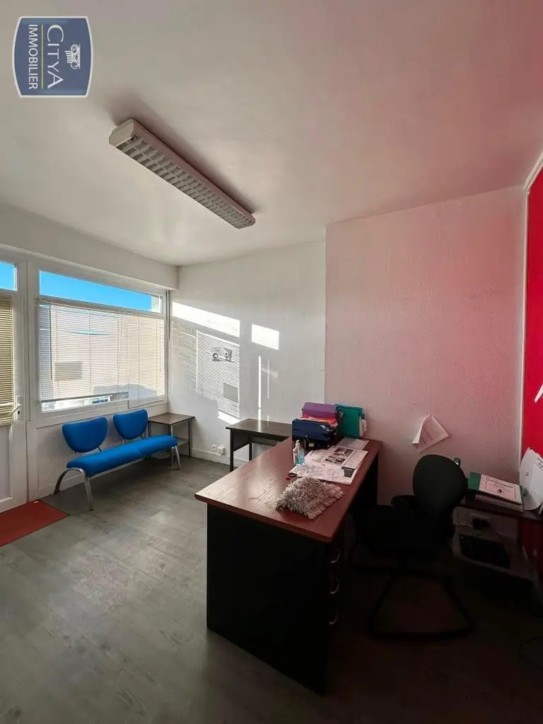 Photo 5 Local Commercial