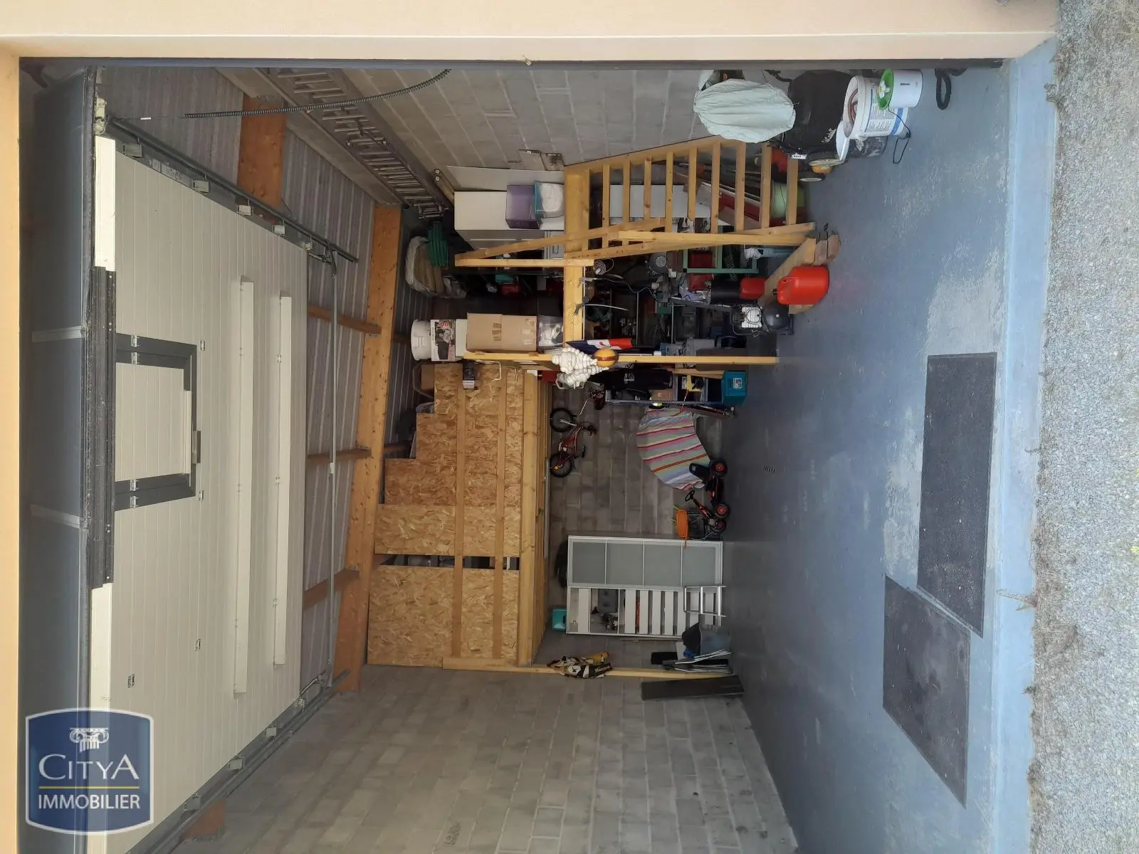 Photo 1 Parking 1370m²