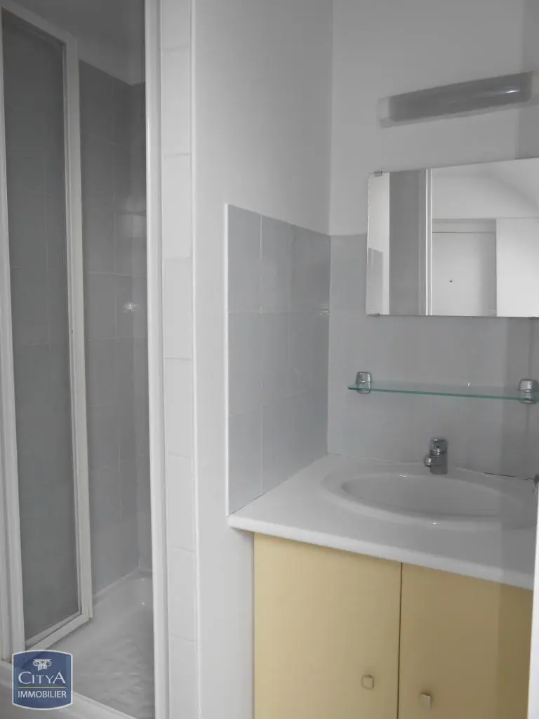 Photo 1 Appartement 1 pièce 10.4m²