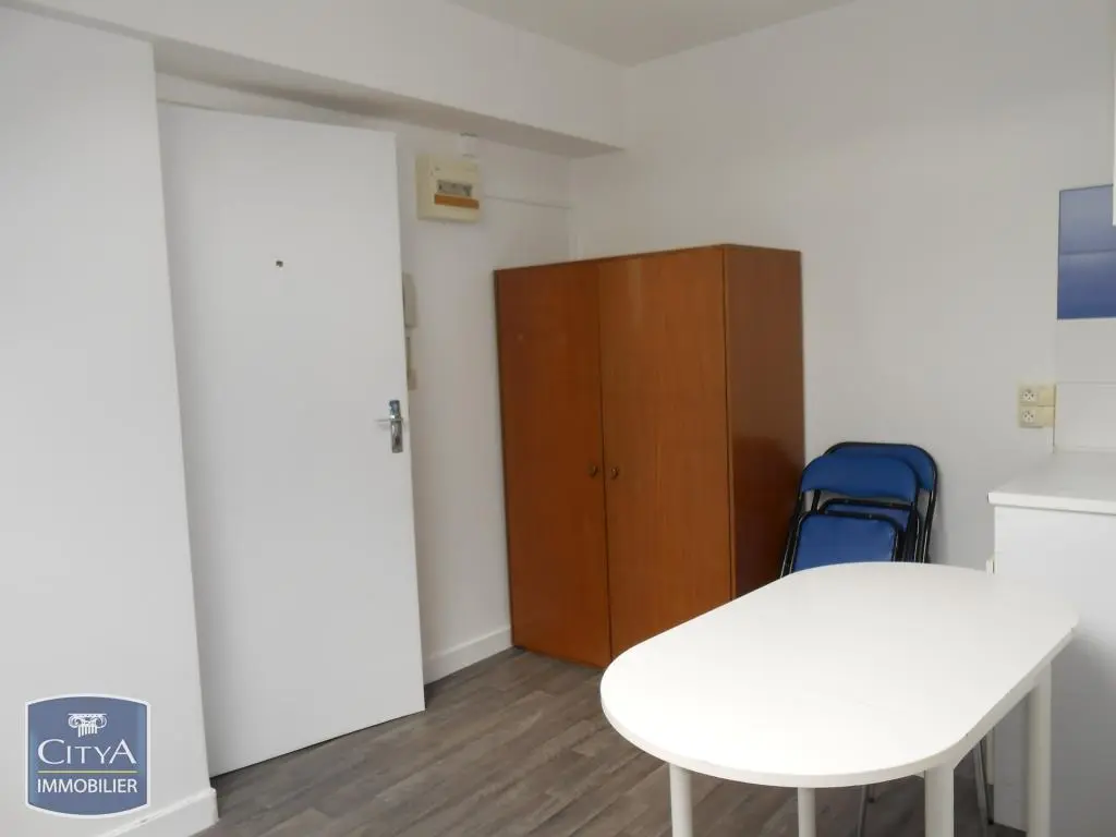 Photo 2 Appartement 1 pièce 10.4m²