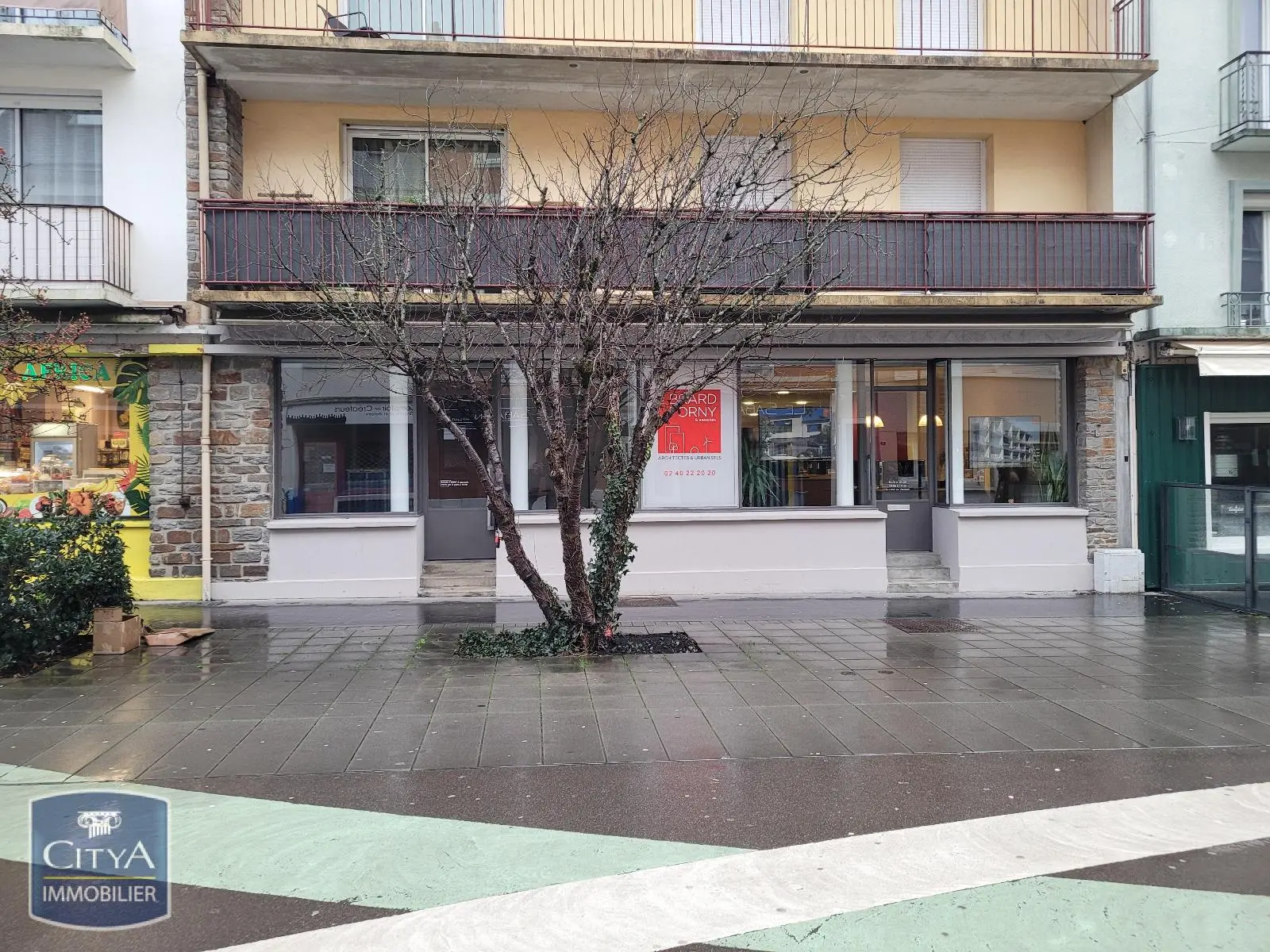 Photo 1 Local Commercial