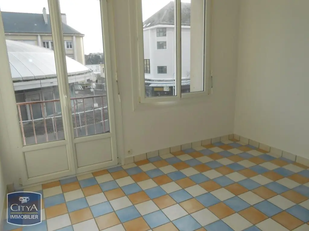 Photo 2 Appartement 1 pièce 25.64m²