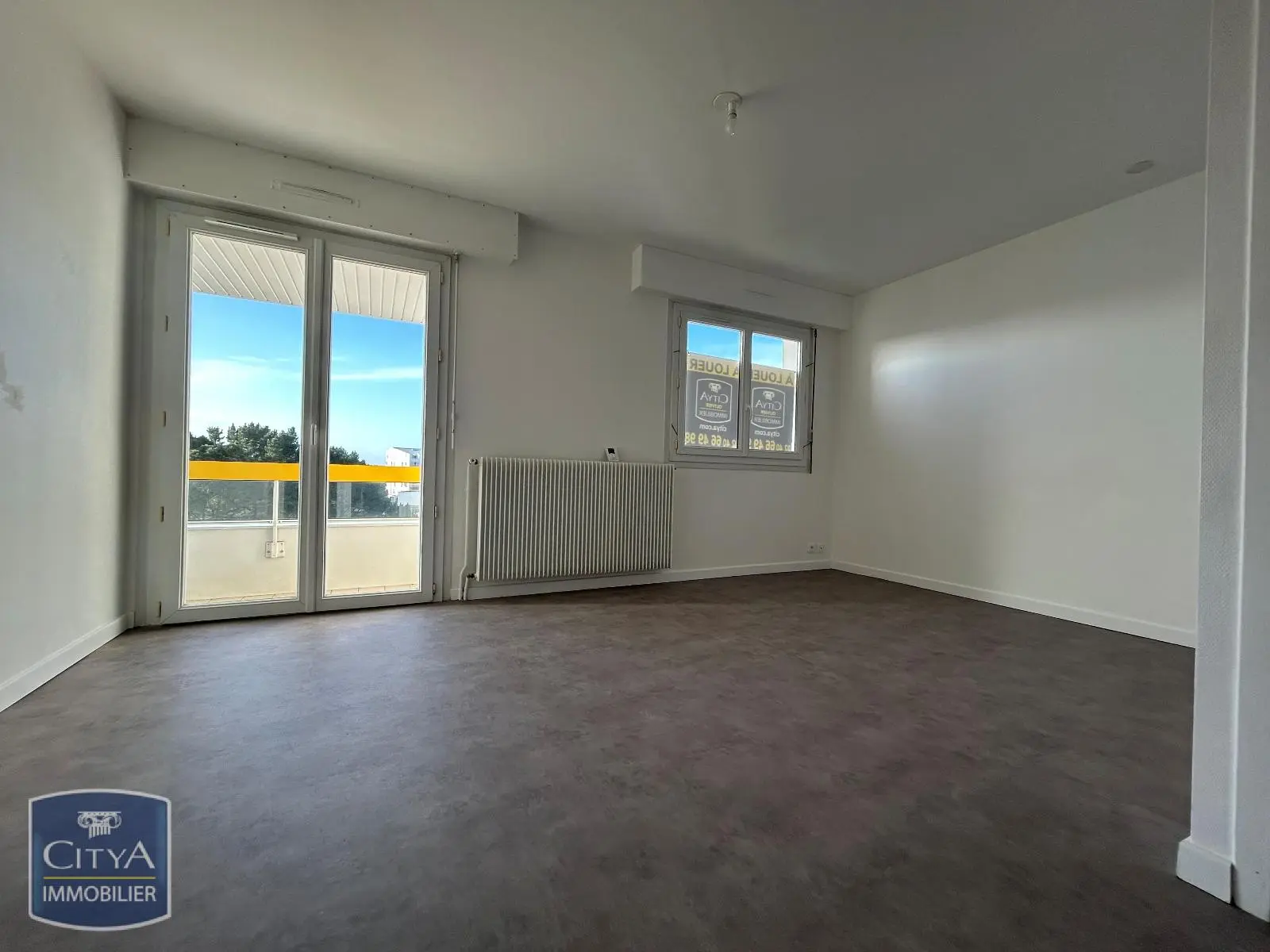 Photo 1 Appartement 1 pièce 26.72m²