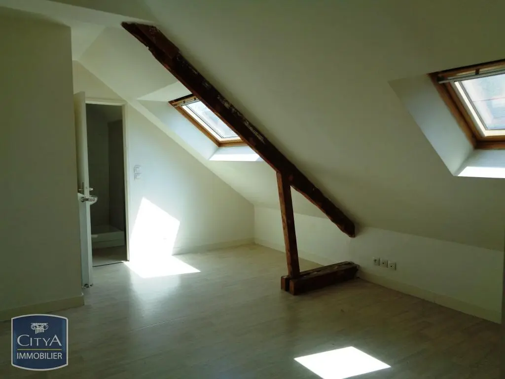 Photo 1 Appartement 1 pièce 12.36m²