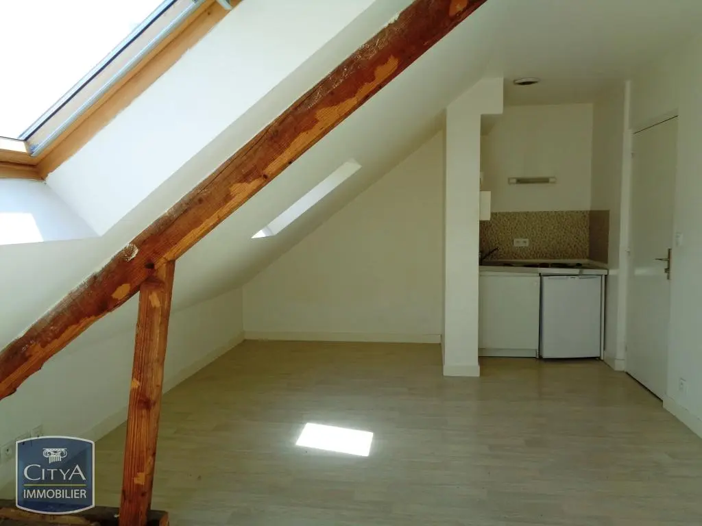 Photo 2 Appartement 1 pièce 12.36m²