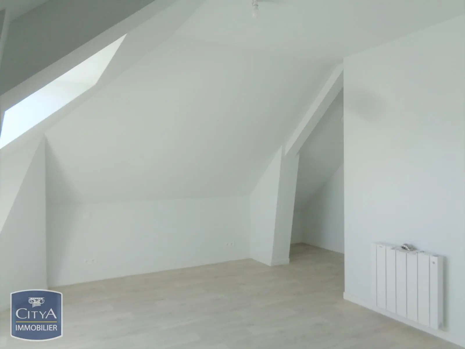 Photo 1 Appartement 1 pièce 16.35m²