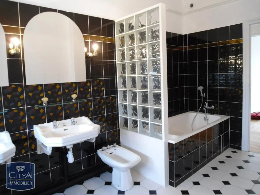 Photo 8 Appartement 4 pièces 112.94m²