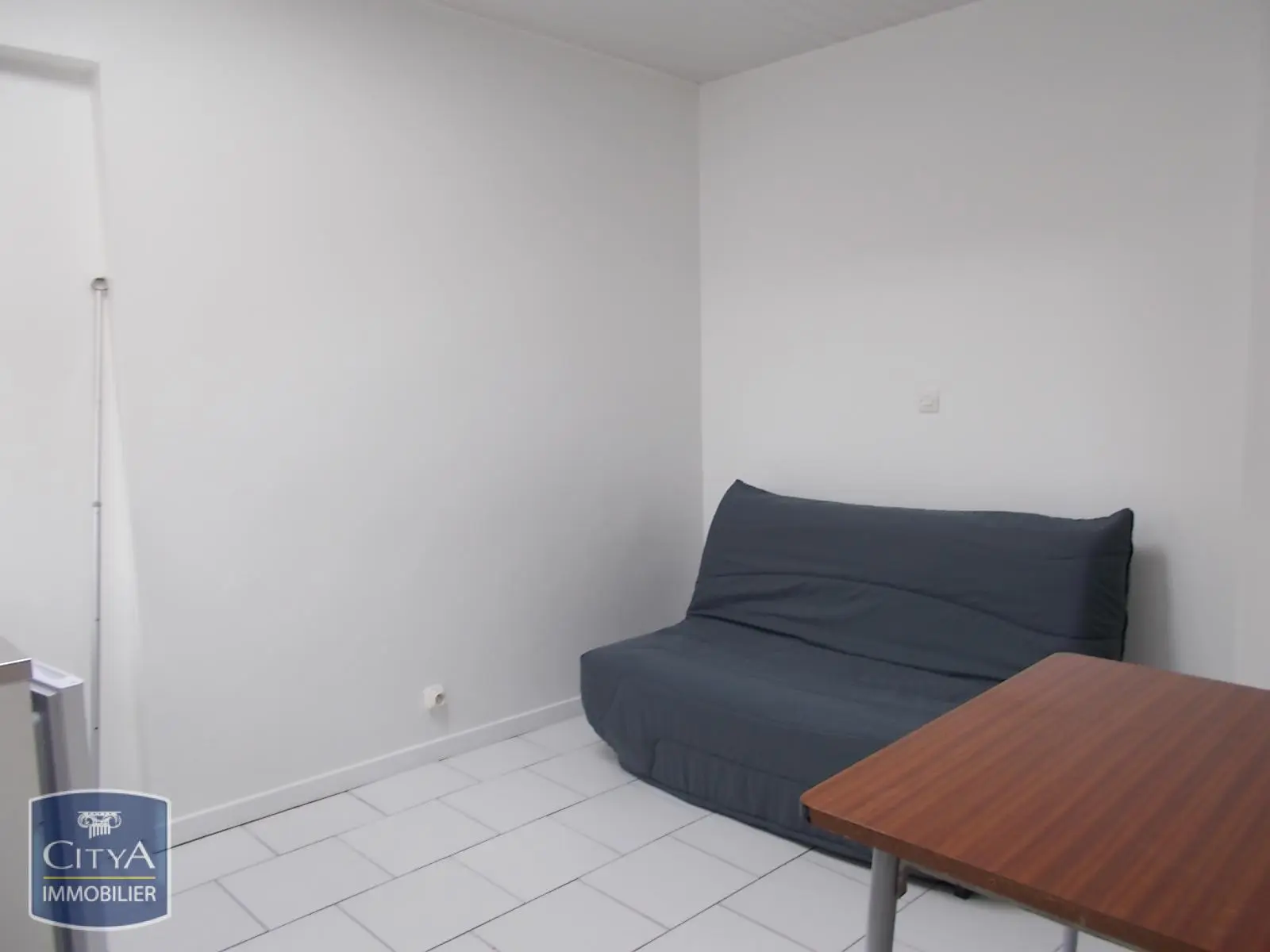 Photo 1 Appartement 1 pièce 13.4m²