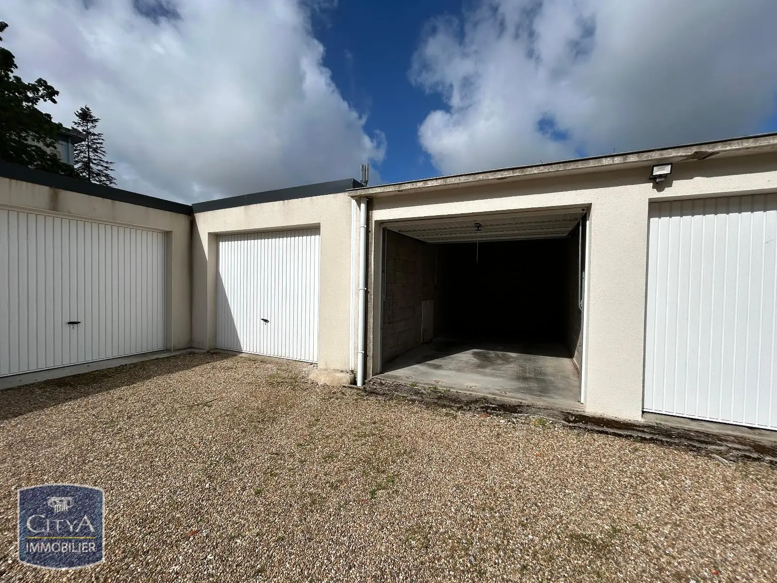 Photo 1 parking Saint-Nazaire