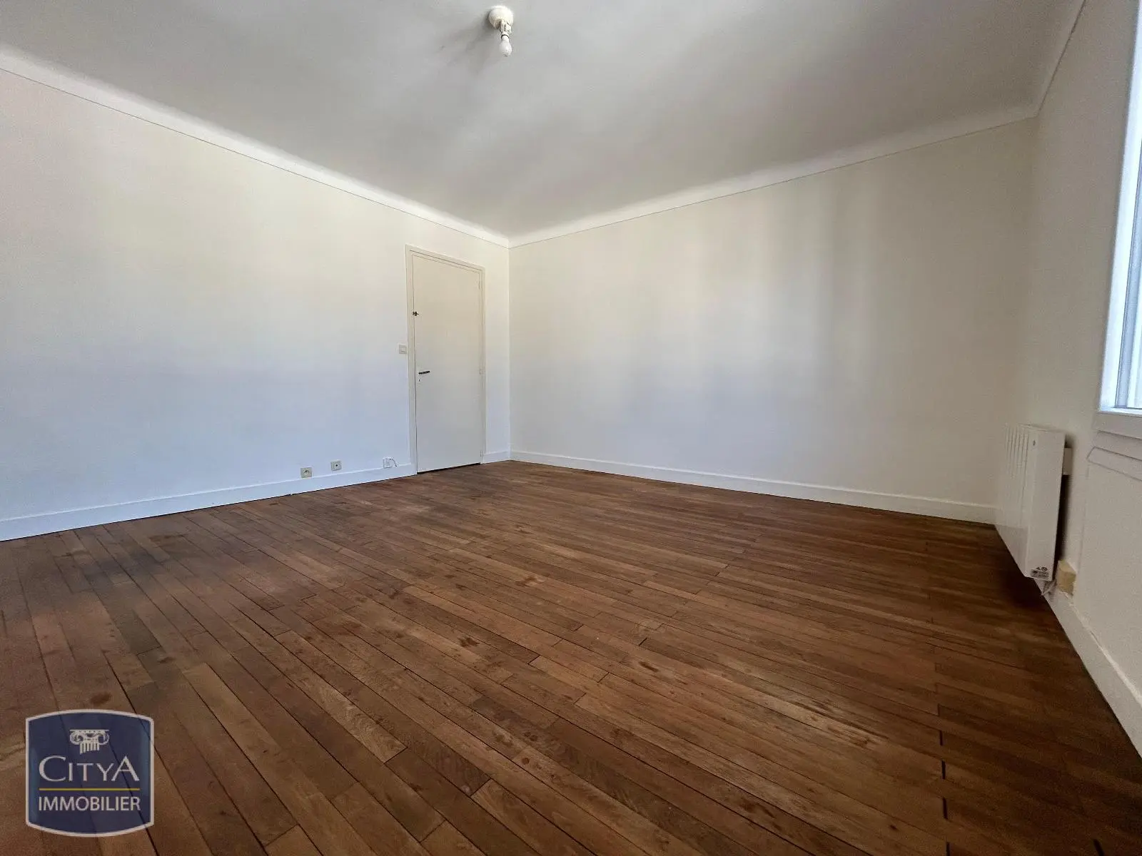 Photo 2 Appartement 1 pièce 42.93m²