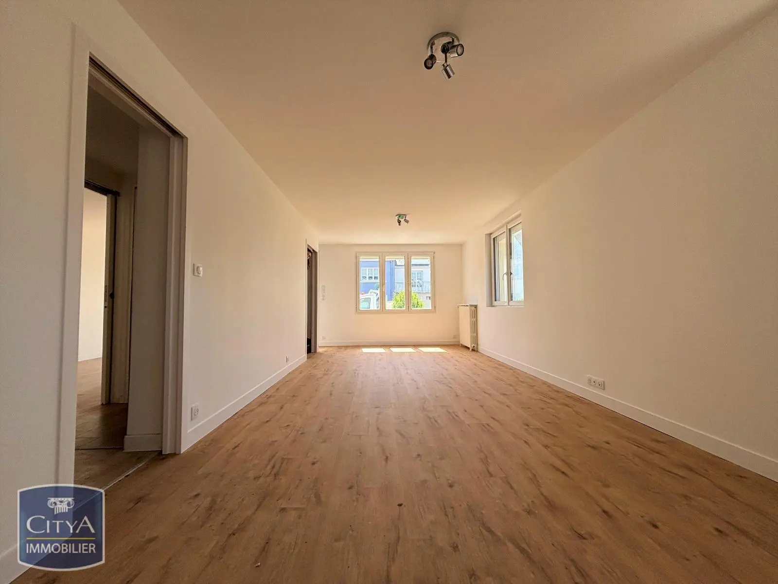Photo 3 Maison 6 pièces 147.5m²