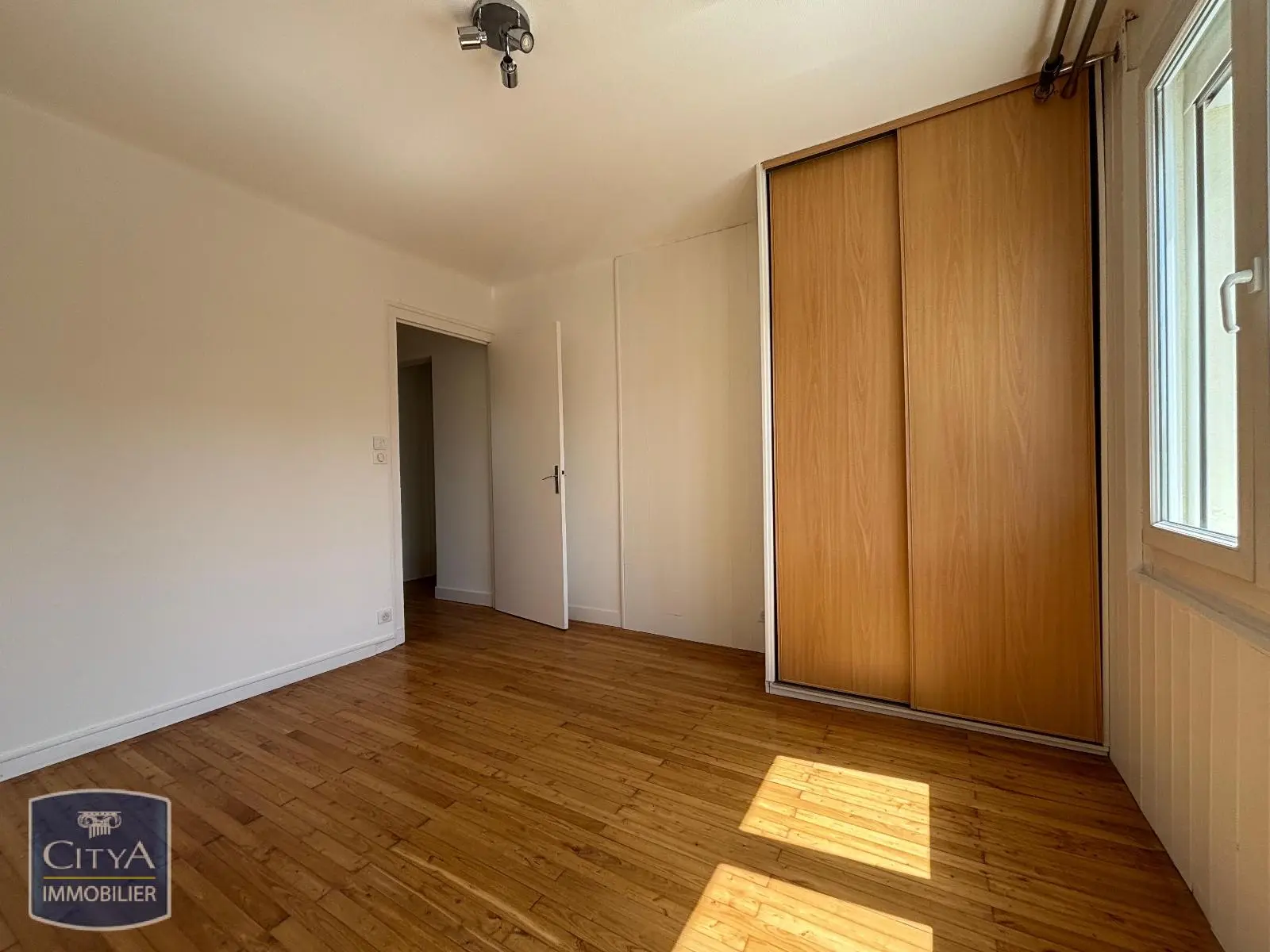 Photo 8 Maison 6 pièces 147.5m²