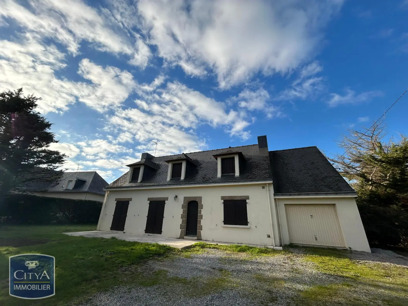 Photo 1 Maison 7 pièces 145.15m²