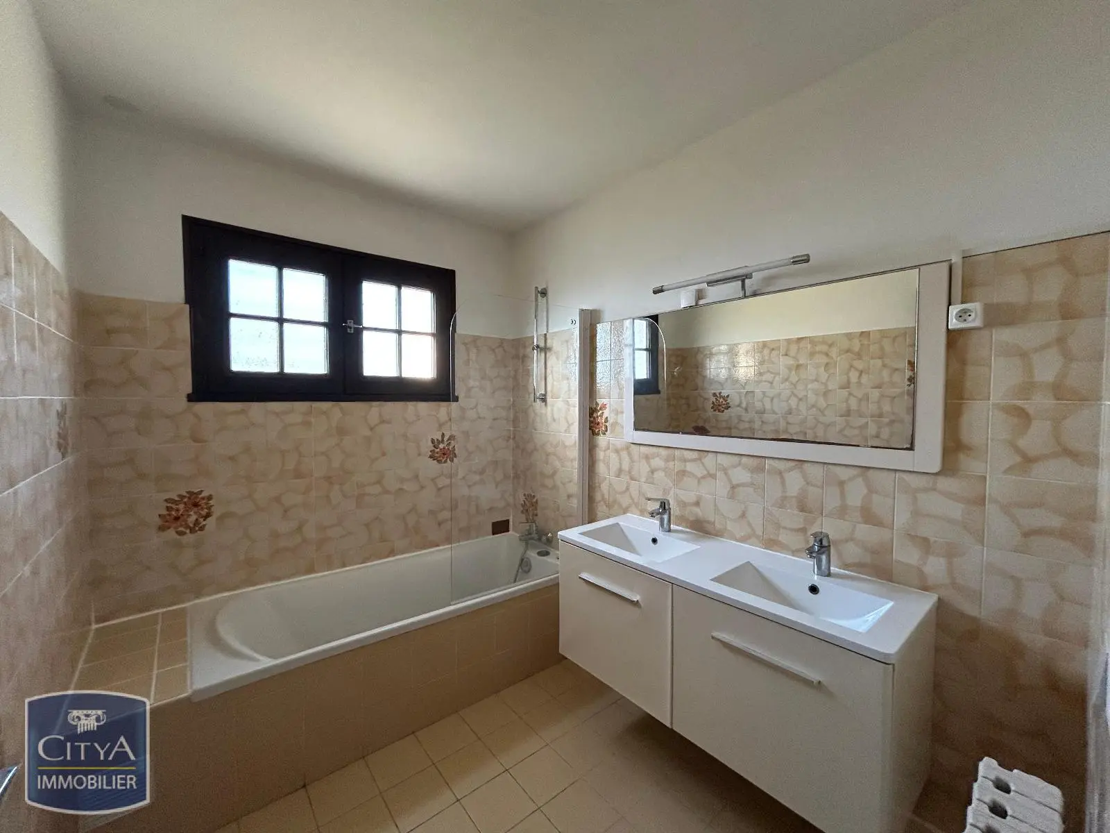 Photo 7 Maison 7 pièces 145.15m²