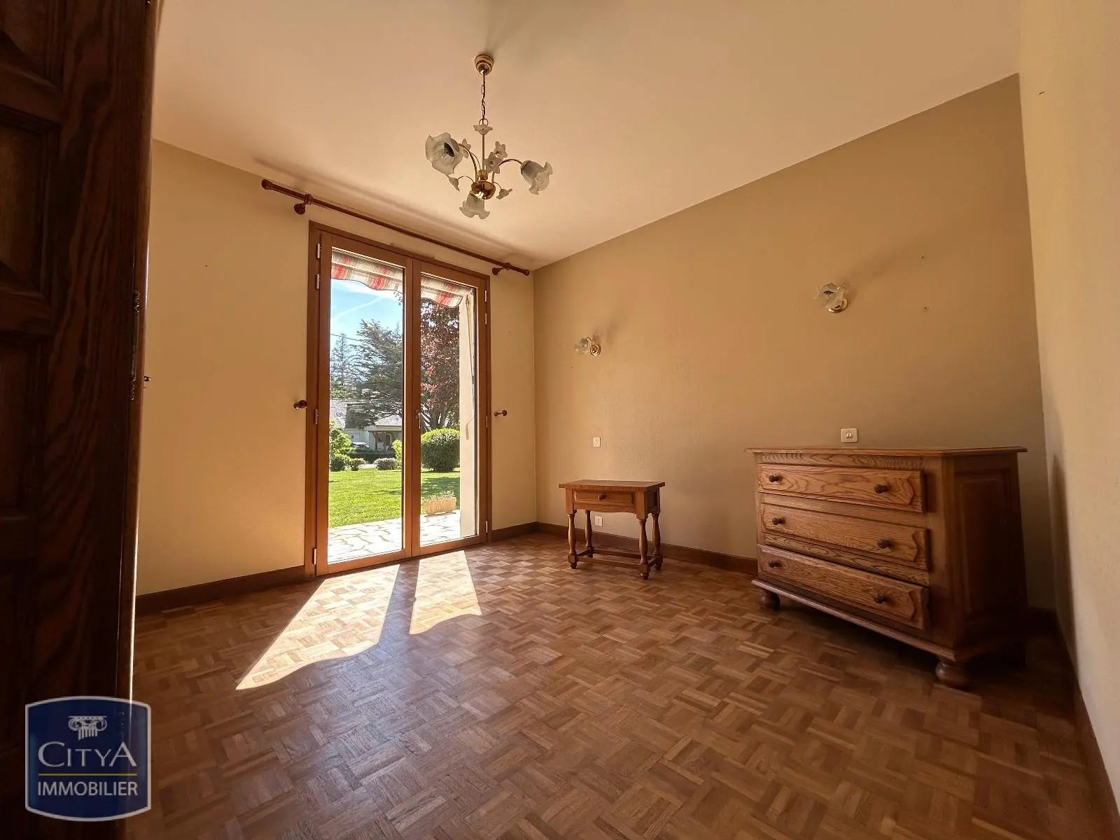 Photo 8 Maison 5 pièces 156m²