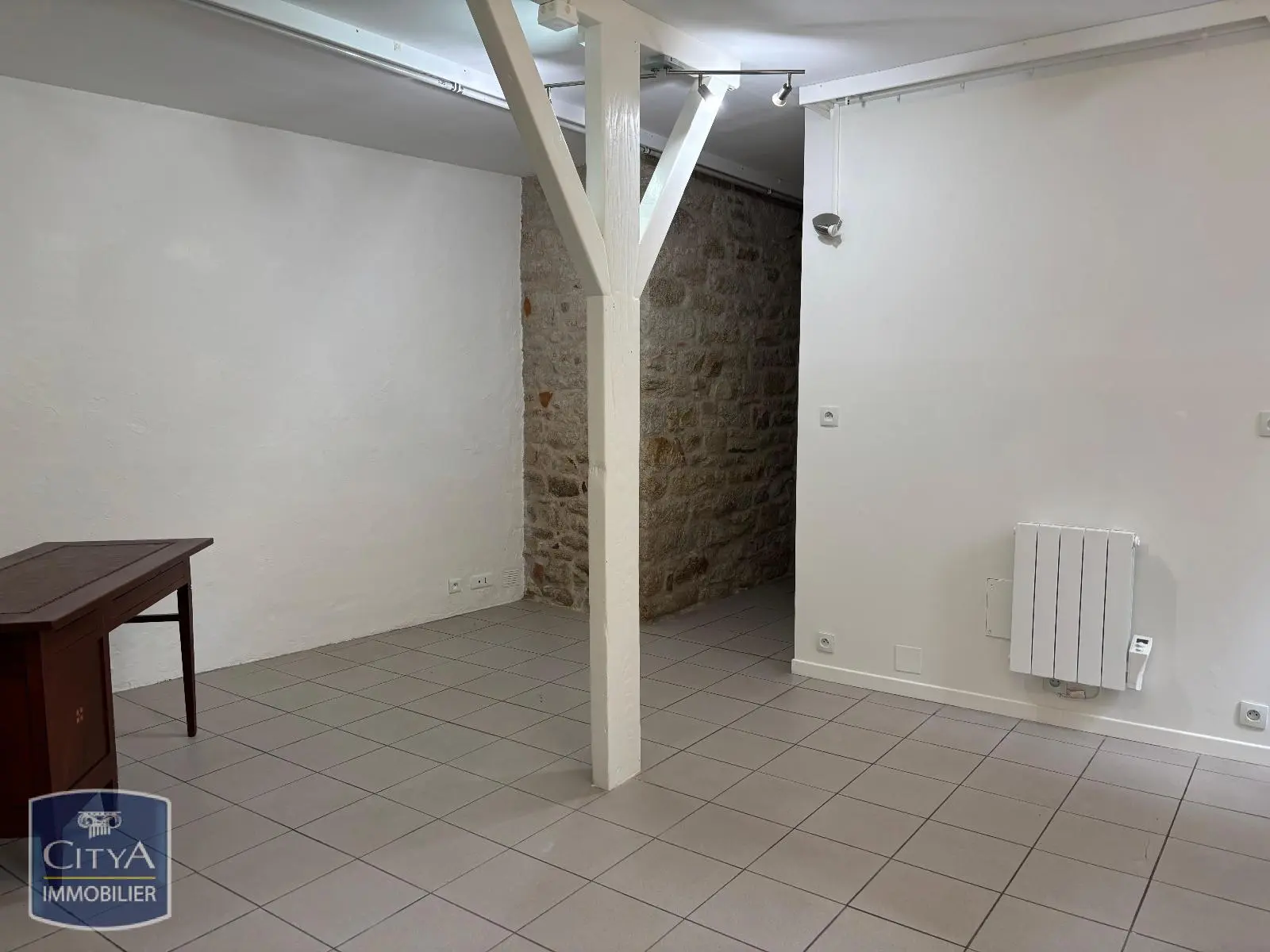 Photo 3 Local Commercial