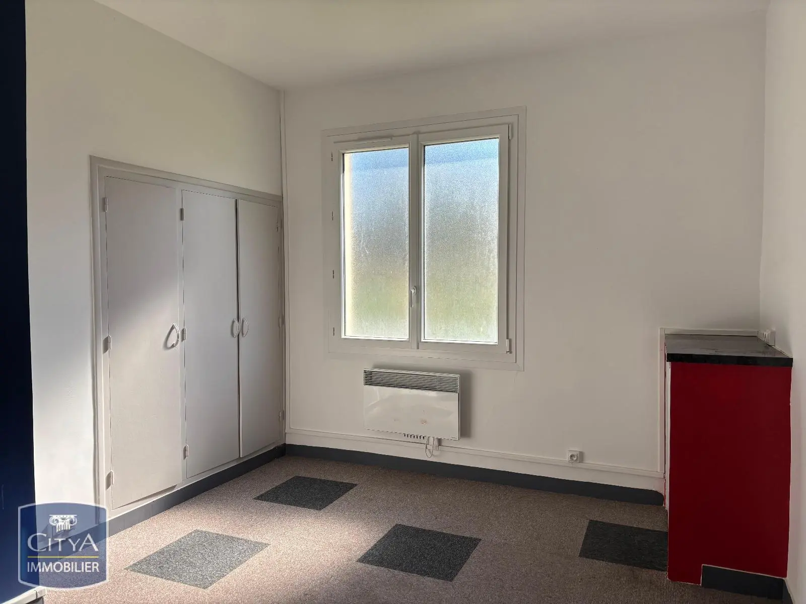 Photo 6 Local Commercial