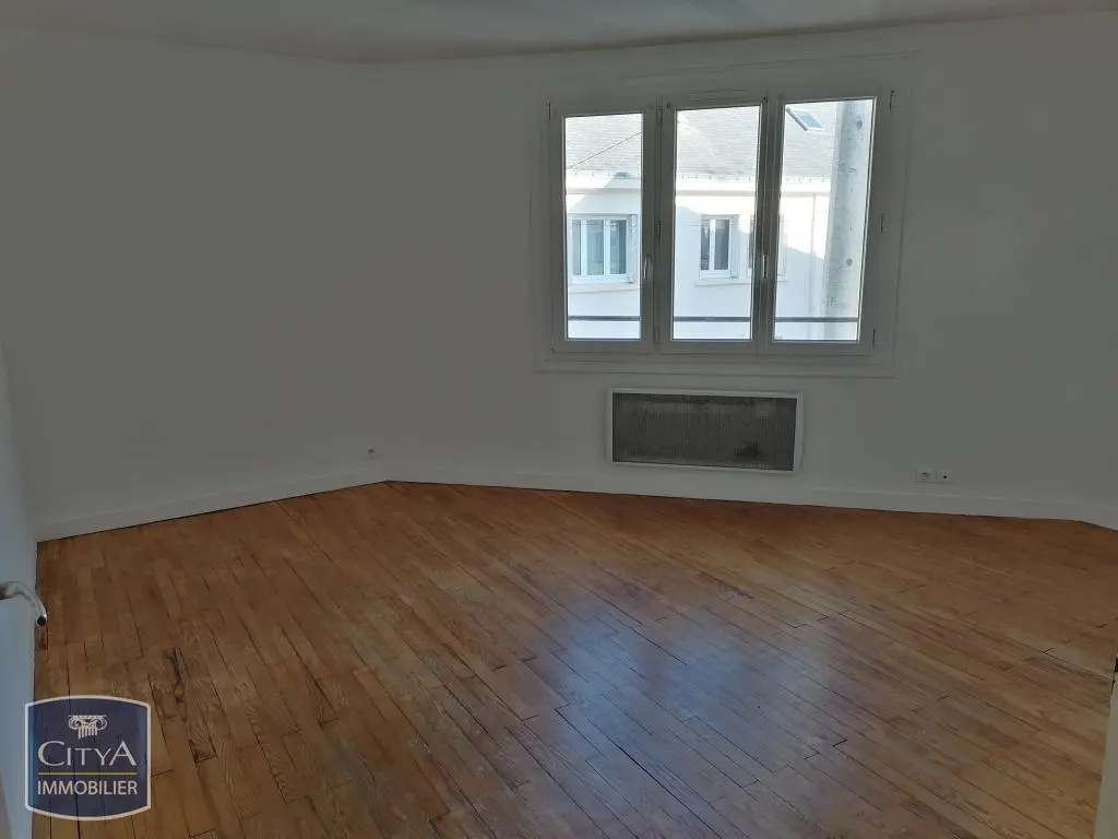 Photo 1 Appartement 1 pièce 33.5m²