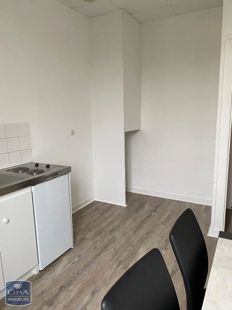 Photo 3 Appartement 1 pièce 31.89m²