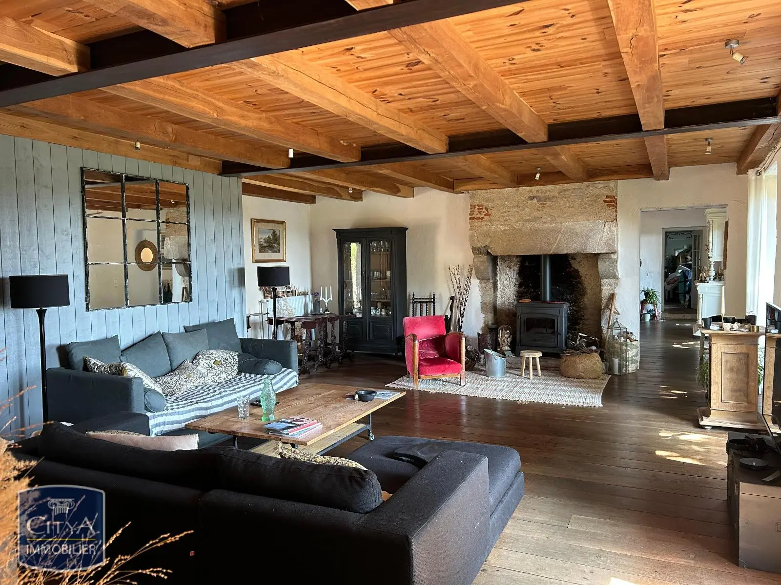 Photo 1 Maison 5 pièces 217.12m²