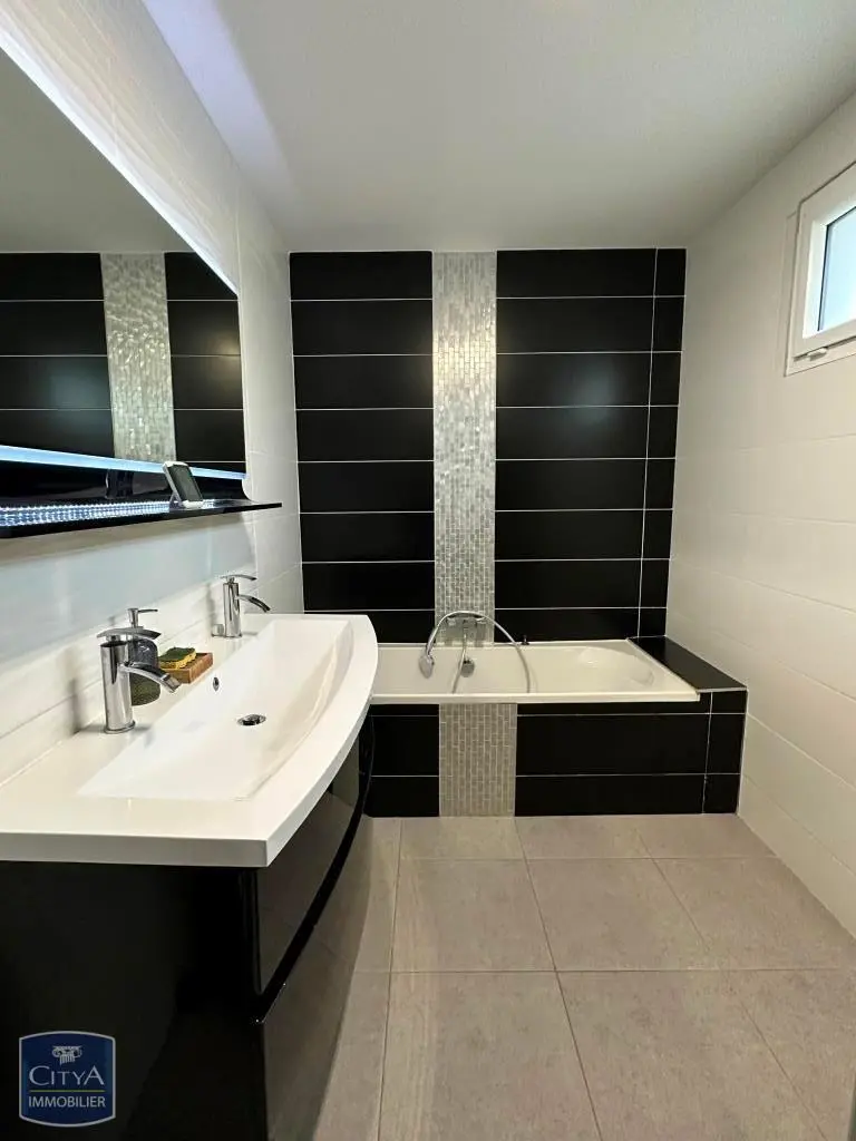 Photo 11 Maison 4 pièces 98.52m²