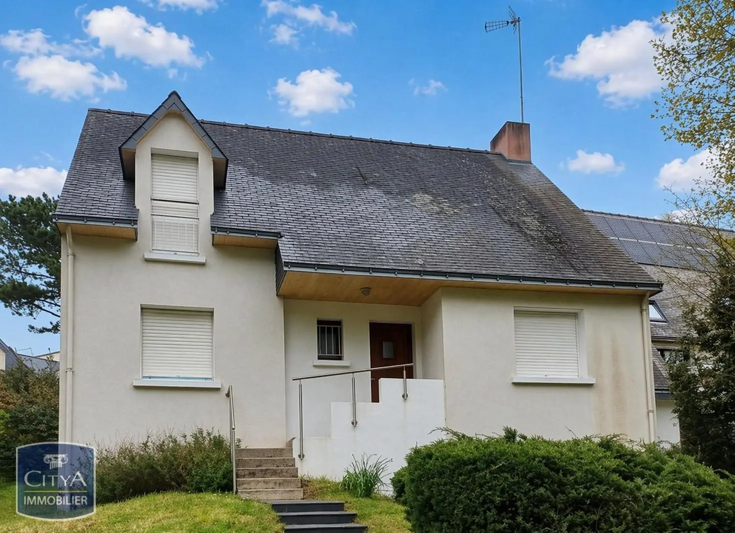 Photo 1 Maison 5 pièces 109.2m²