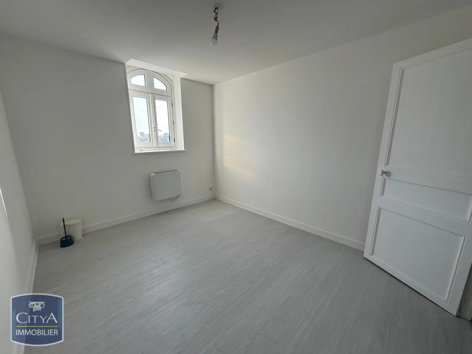 Photo 2 Appartement 1 pièce 23.4m²