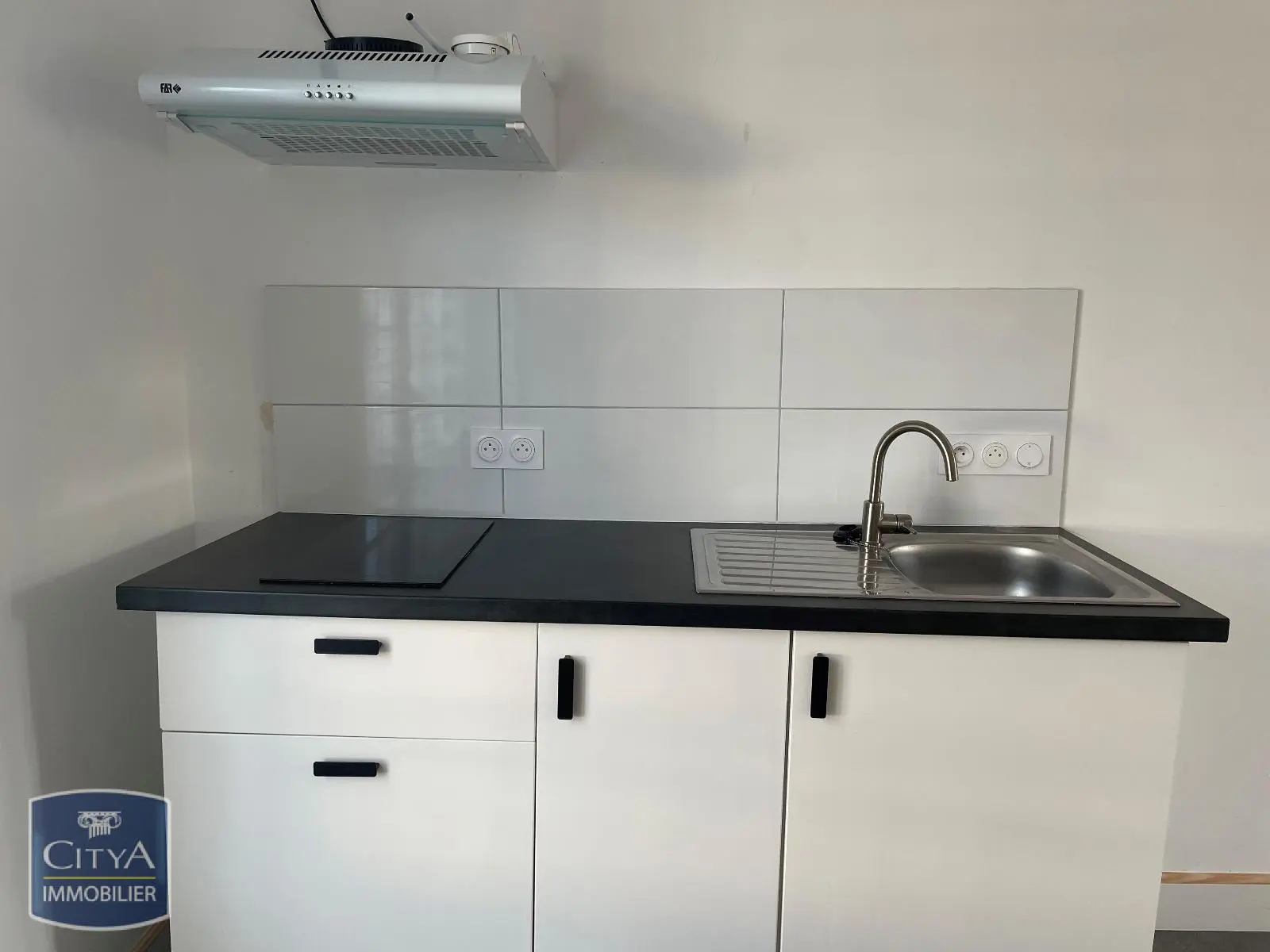 Photo 3 Appartement 1 pièce 27.65m²