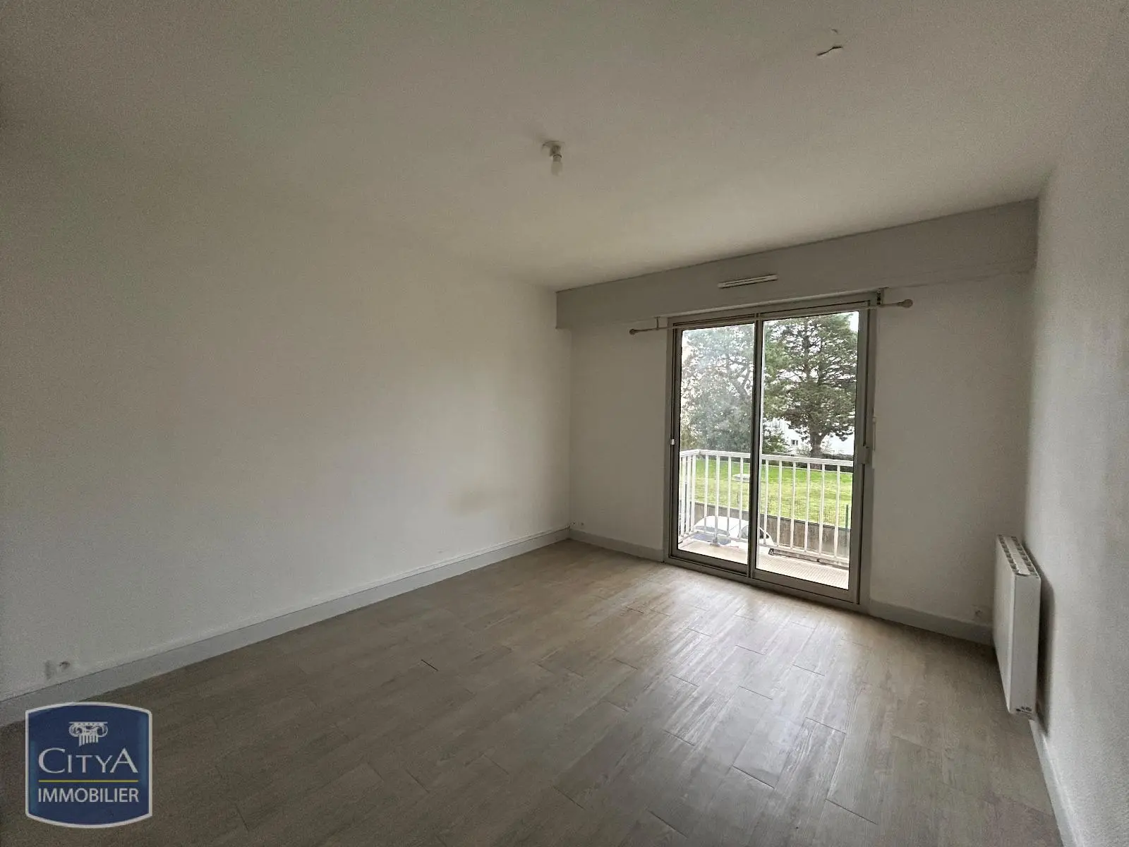 Photo 1 Appartement 1 pièce 24.57m²
