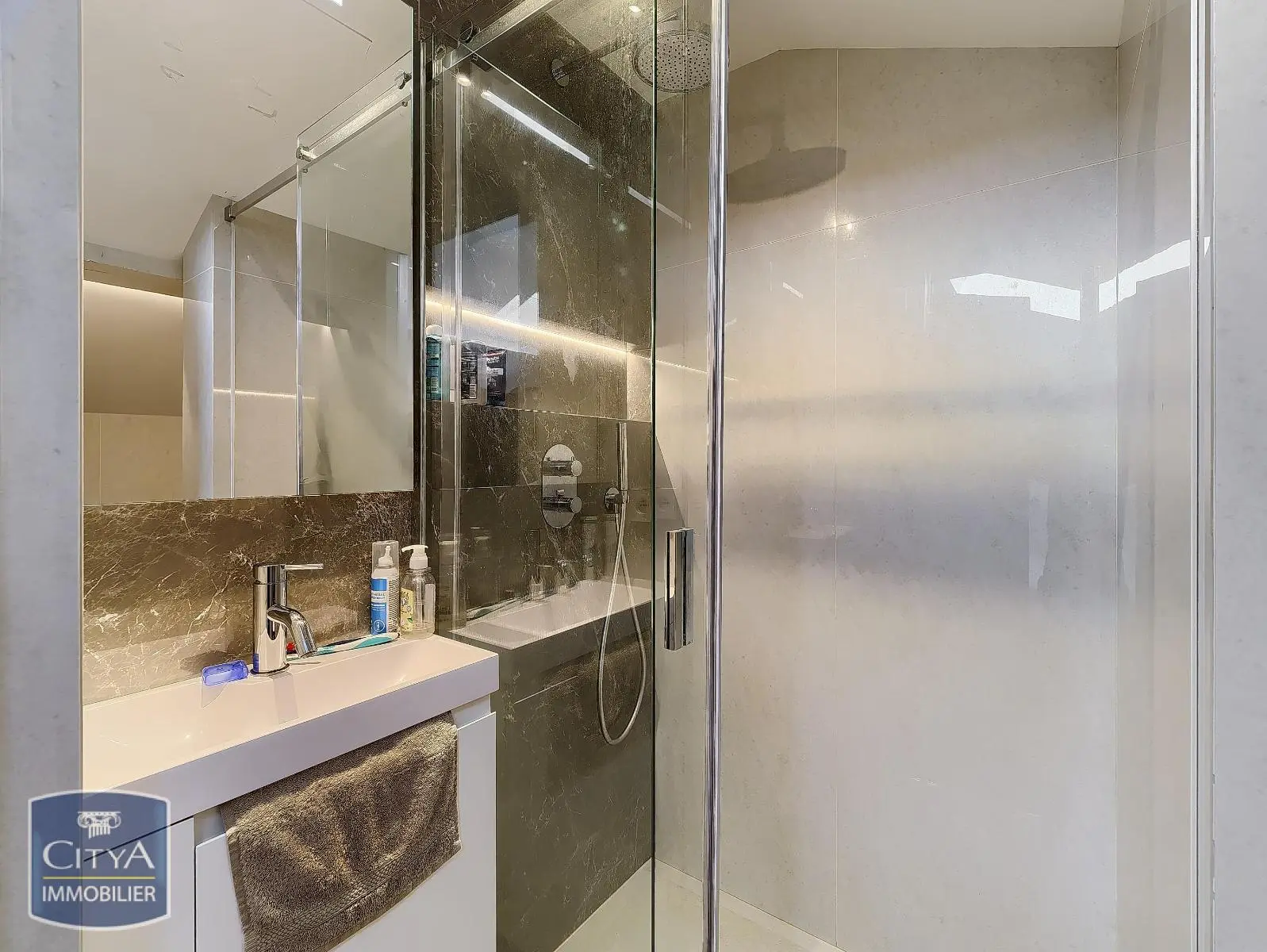 Photo 9 Appartement 4 pièces