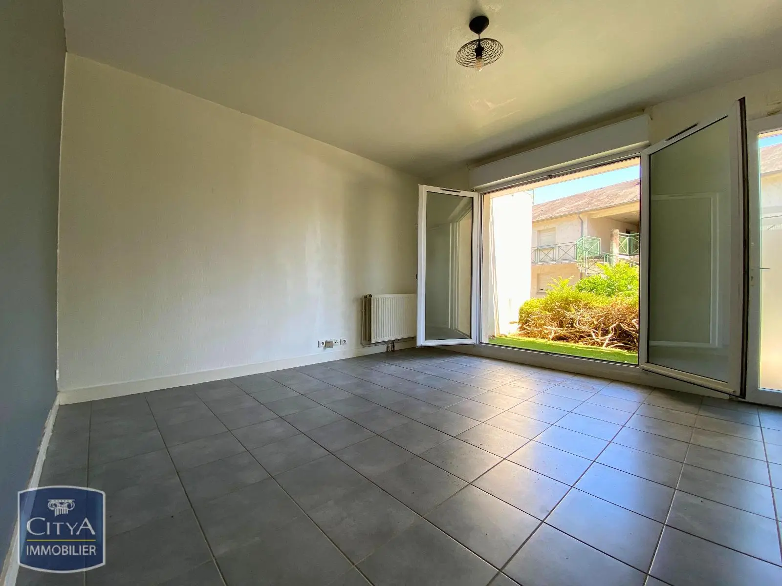 Photo 2 Appartement 1 pièce 22.25m²