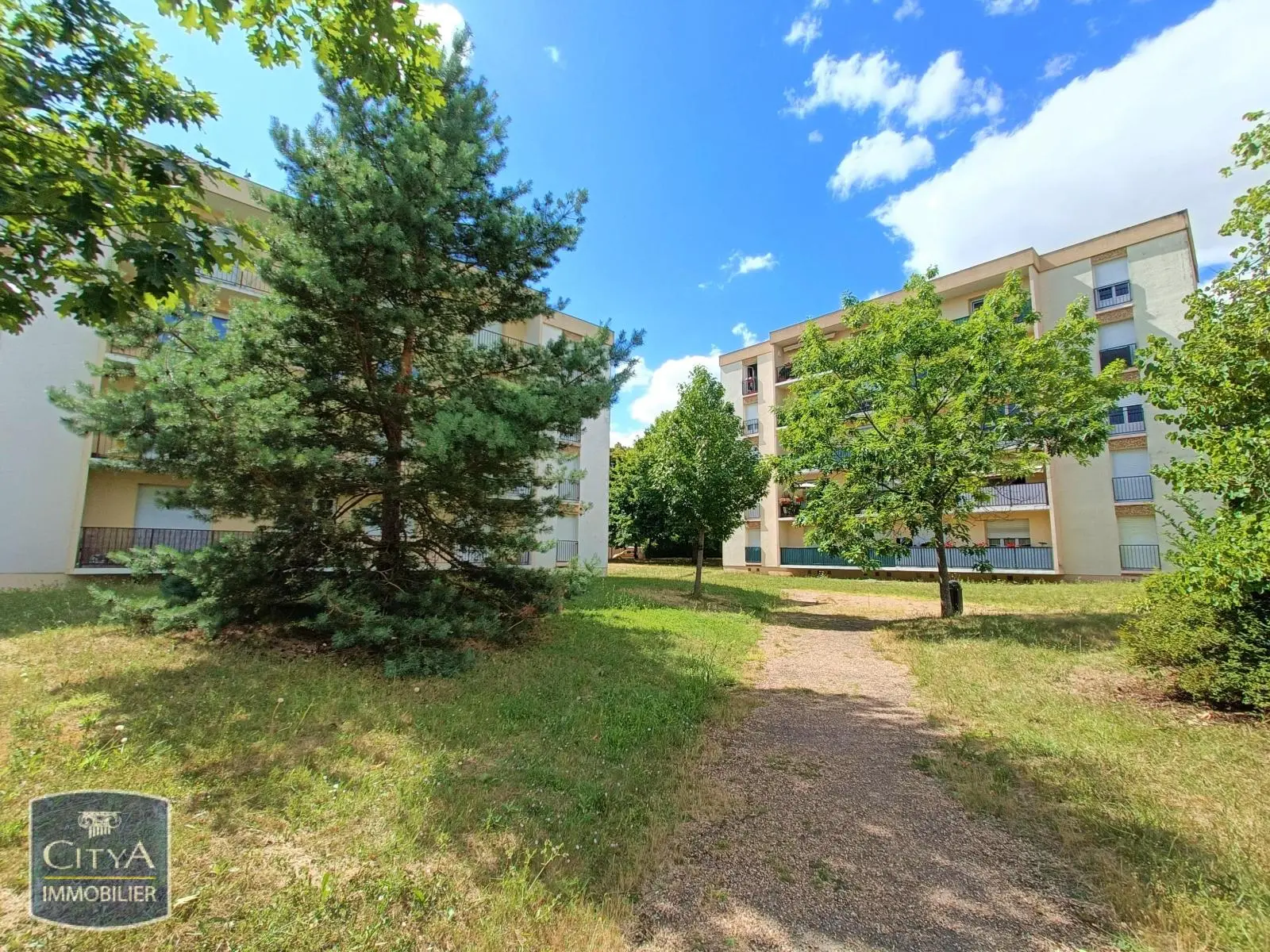 Photo 1 Appartement 4 pièces 84.44m²