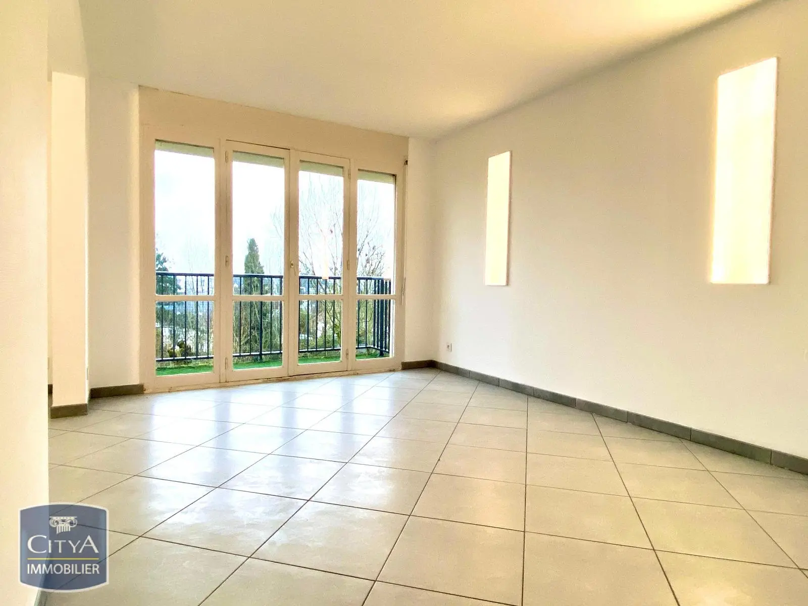 Photo 3 Appartement 4 pièces 85.18m²