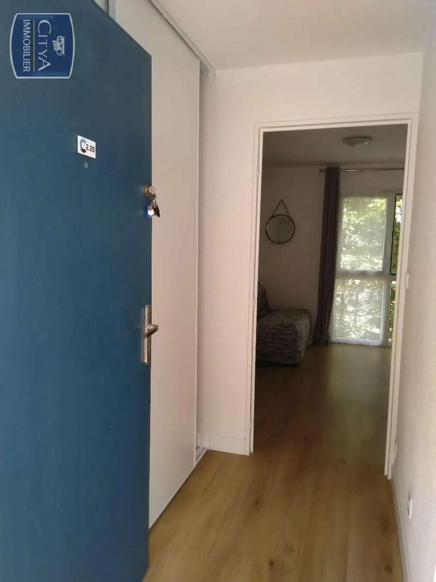 Photo 1 Appartement 1 pièce 16.29m²