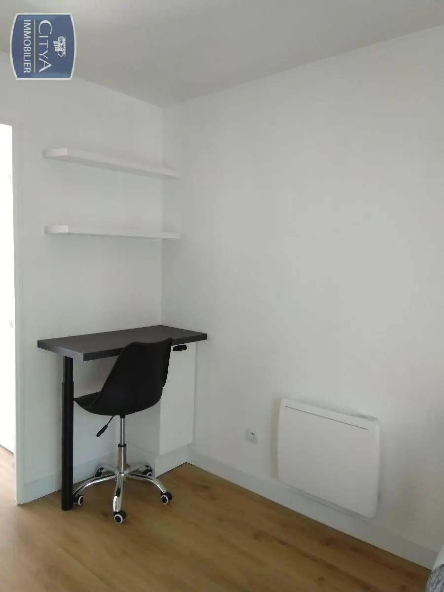 Photo 2 Appartement 1 pièce 16.29m²