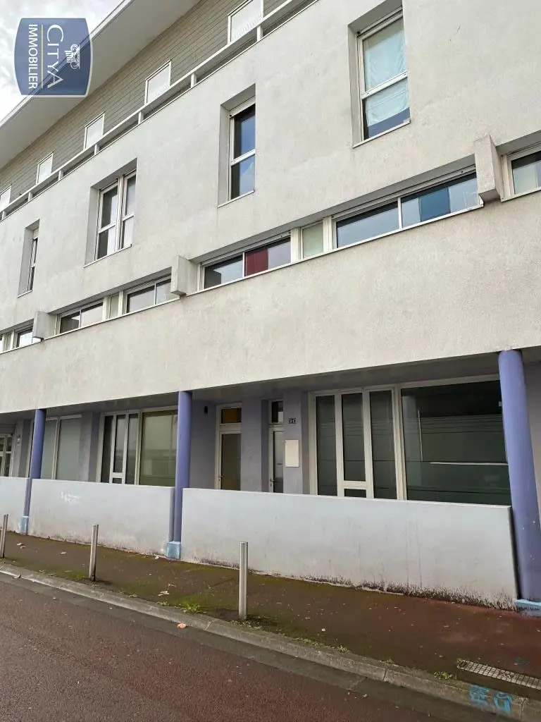 Photo 1 Local Professionnel