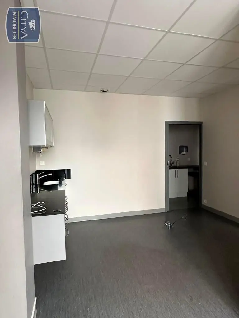 Photo 2 local professionnel Saint-Nazaire