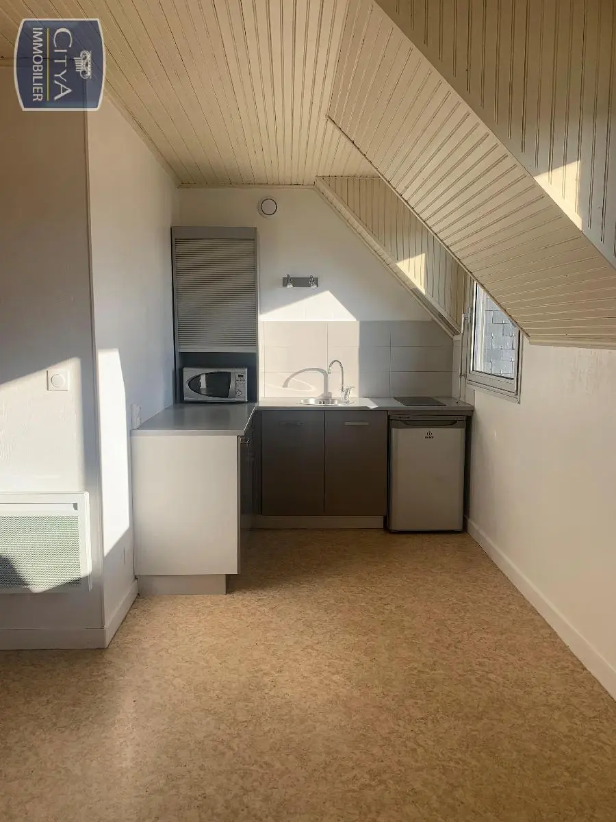 Photo 2 Appartement 1 pièce 27.59m²