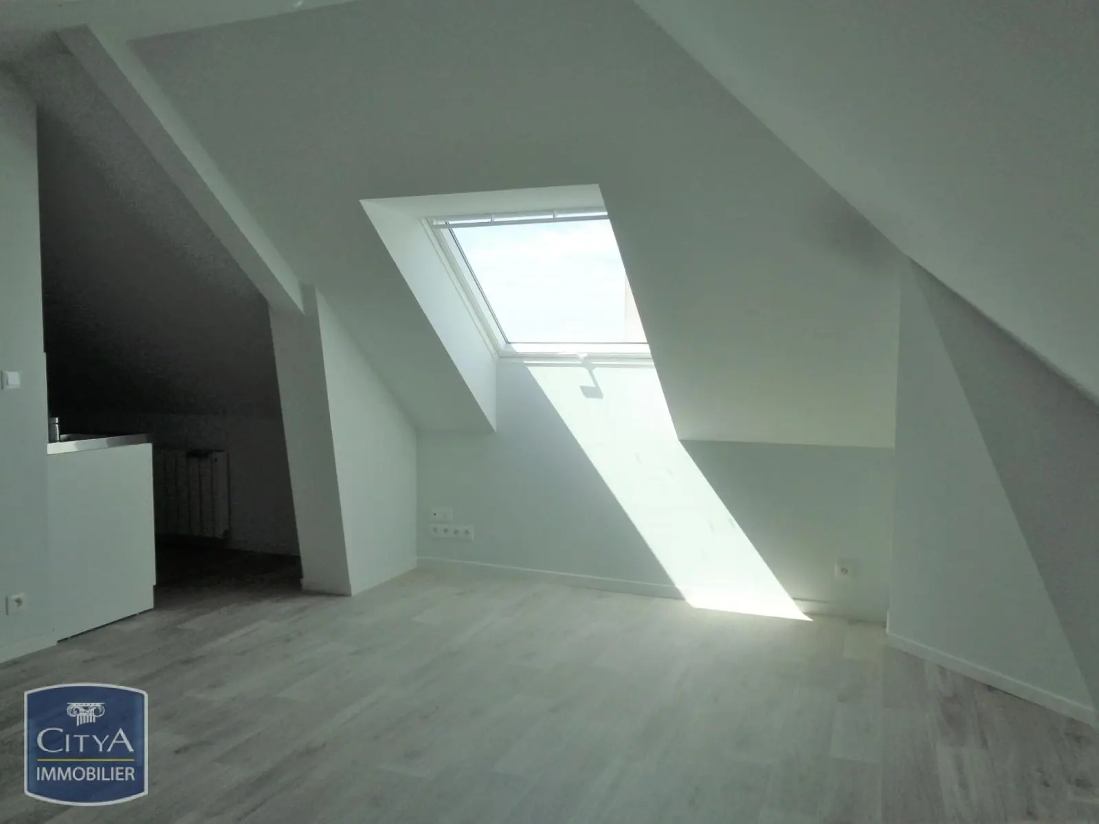 Photo 2 Appartement 1 pièce 16.35m²