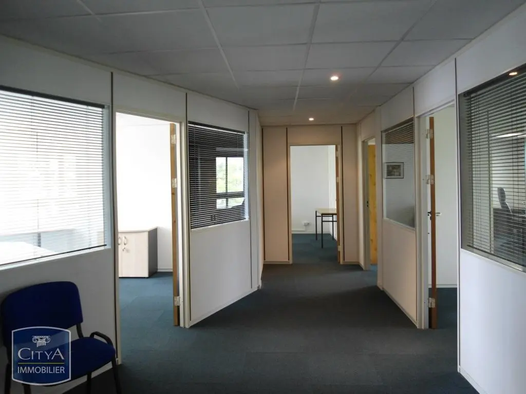 Photo 3 local professionnel Saint-Nazaire