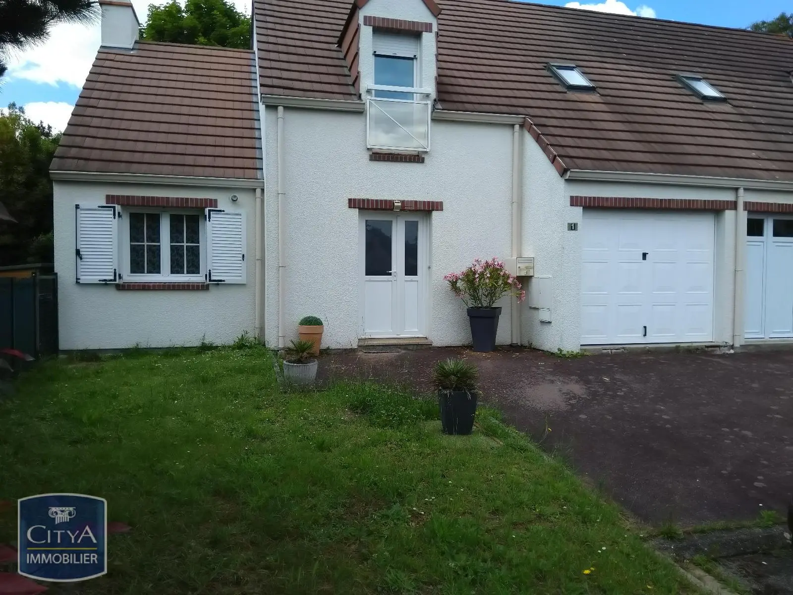 Photo 1 Maison 5 pièces 111.73m²