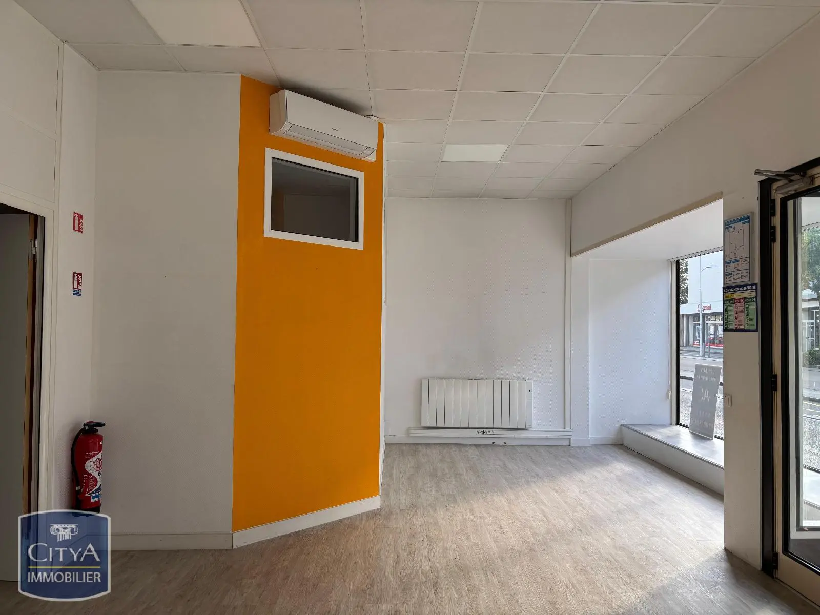 Photo 2 local commercial Saint-Nazaire