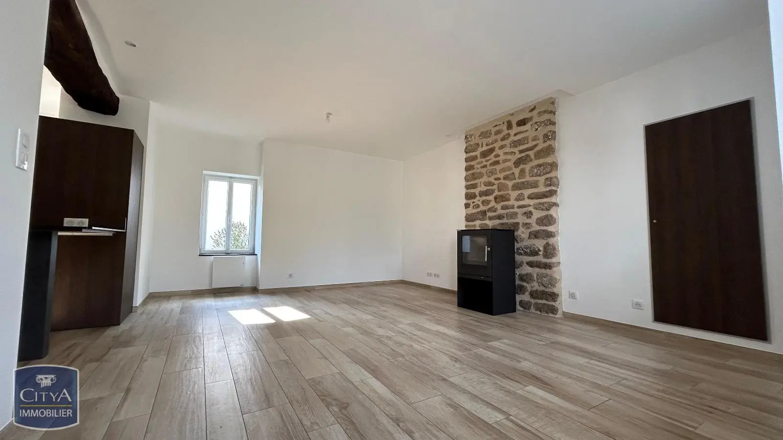 Photo 1 Maison 4 pièces 79.68m²