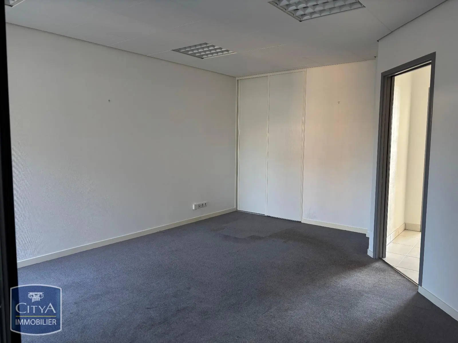 Photo 4 local professionnel Saint-Nazaire