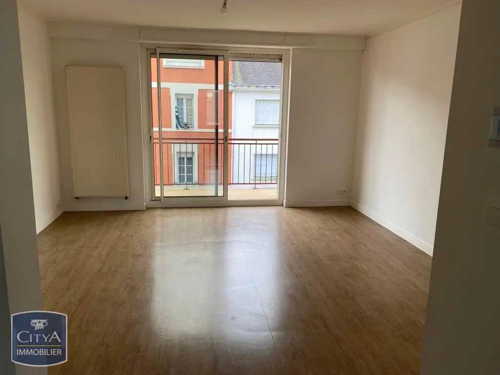 Photo 1 Appartement 4 pièces 79.9m²