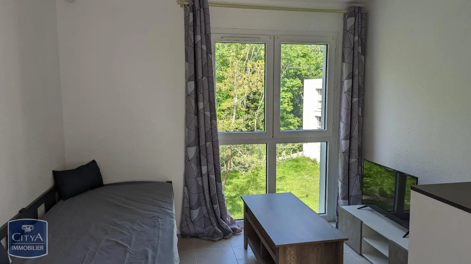 Photo 1 Appartement 1 pièce 16.28m²