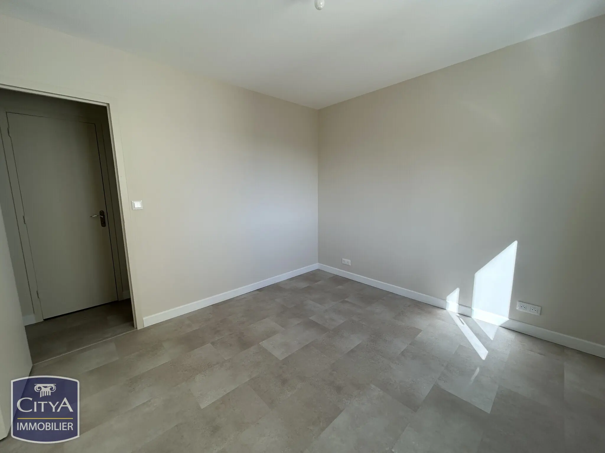 Photo 6 Appartement 2 pièces 45.77m²