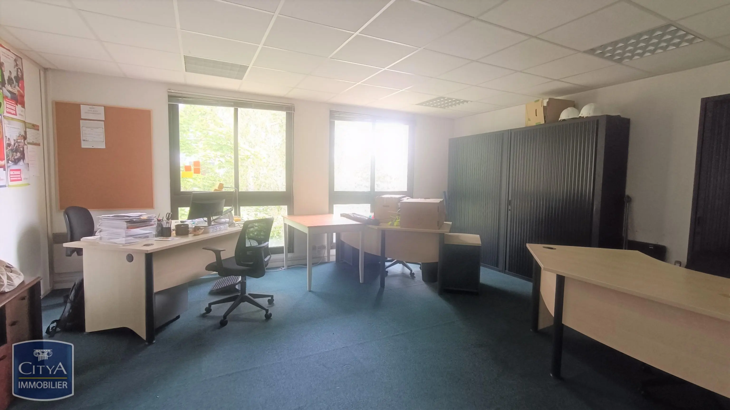 Photo 2 Local Professionnel 4 pièces