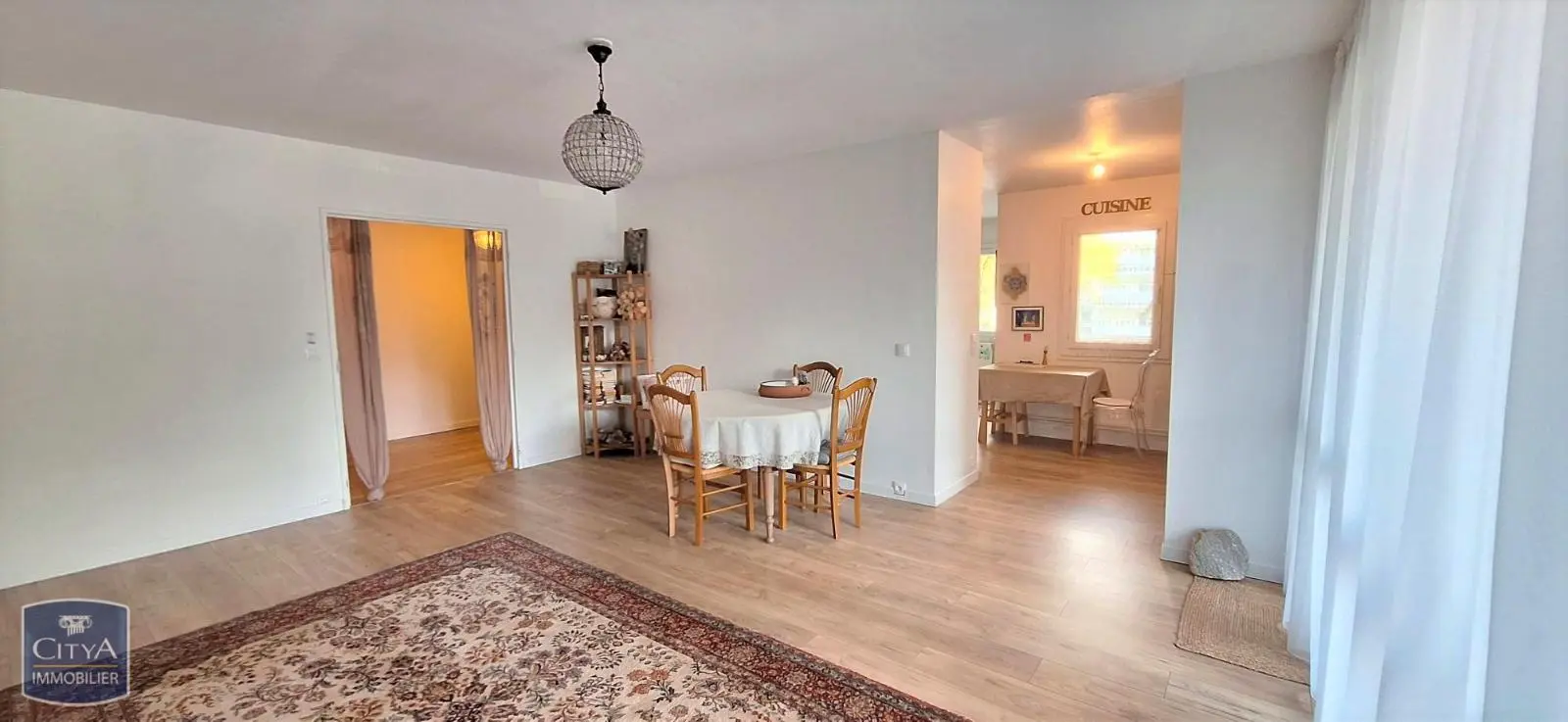 Photo 1 Appartement 4 pièces 93m²