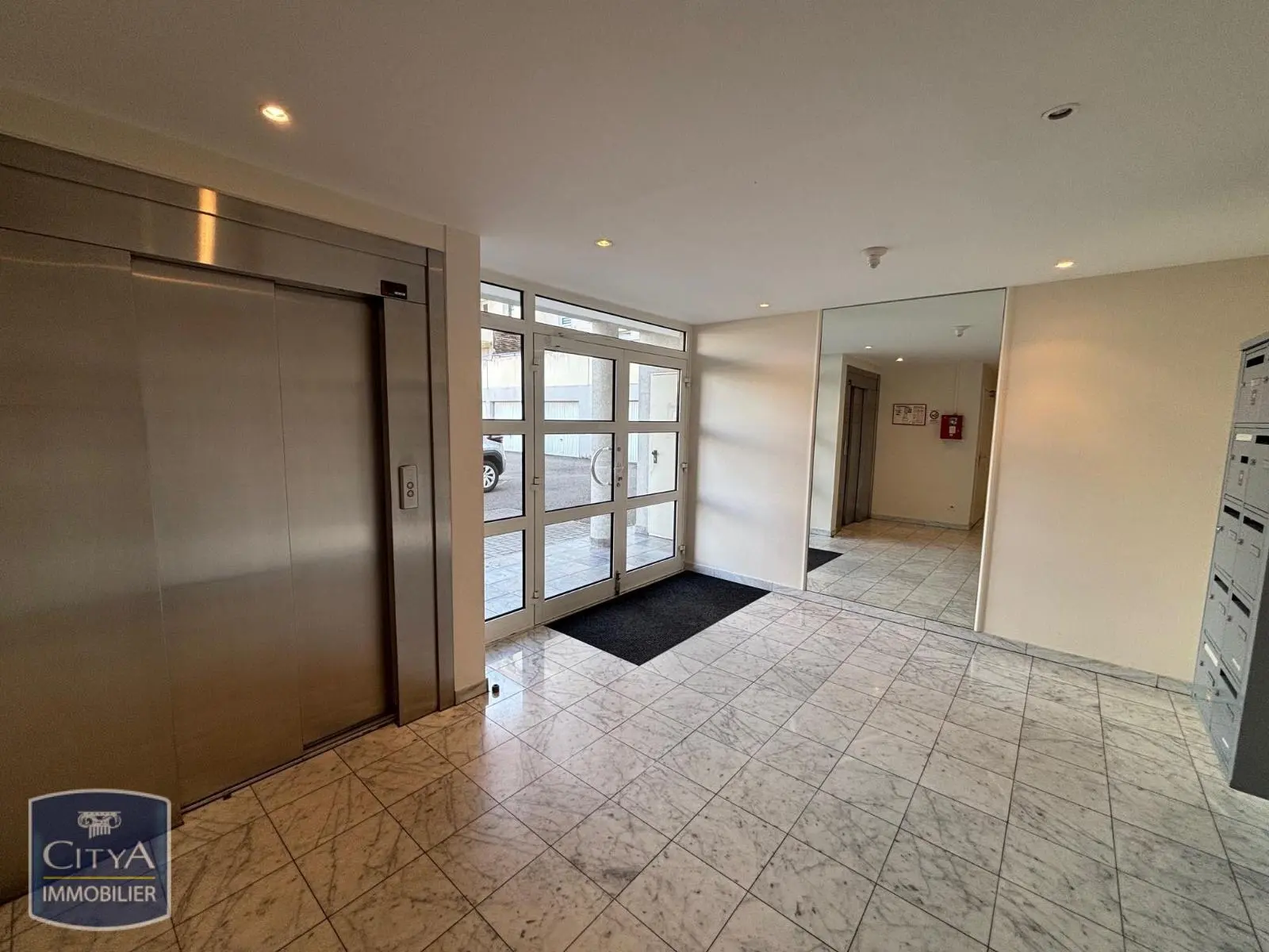 Photo 1 Appartement 2 pièces 48.04m²